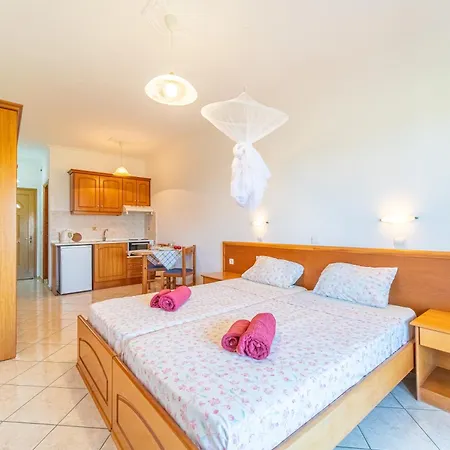 Apartment Giannis 5 *